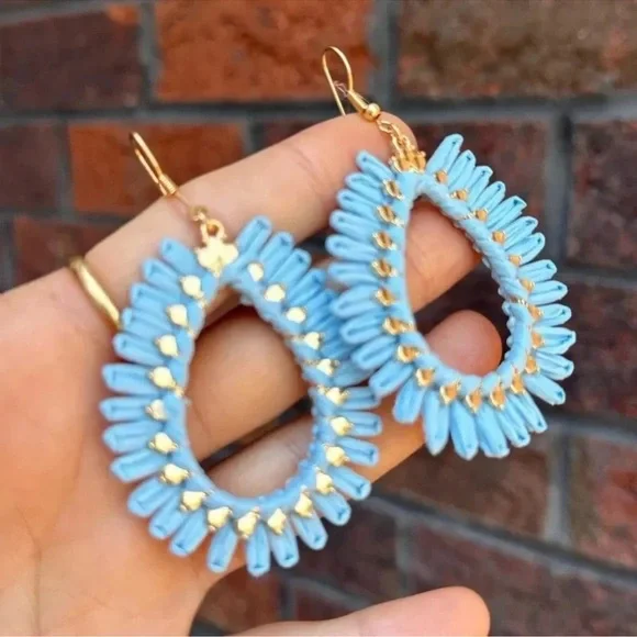 Vintage Blue Rattan Bohemian Oval Earrings - Picture 4 of 5